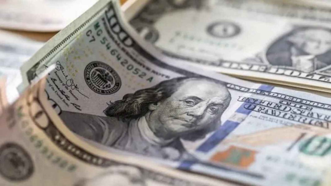 dolar-blue-hoy-minuto-a-minuto:-a-cuanto-esta-este-miercoles-27-de-noviembre